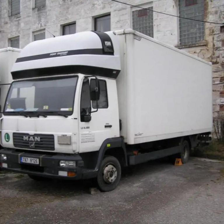 1 truck MAN L 2000 / 8.185 LC